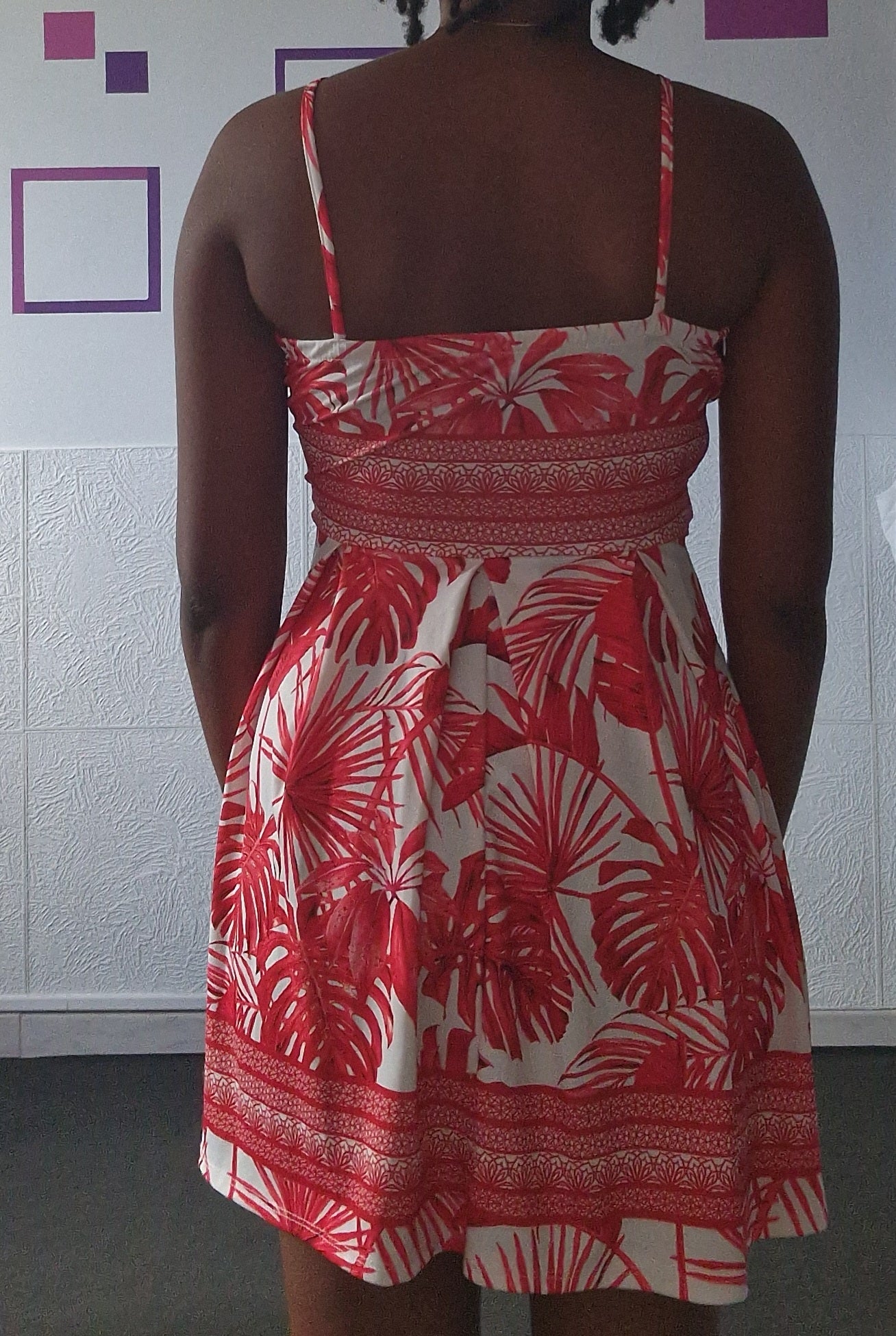 Robe fleuri rouge