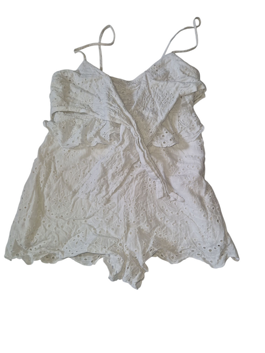 Combinaison courte en broderie anglaise blanche
